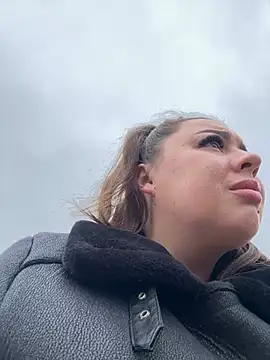 Snapshot of Sara_Slow chatting on December 2024 10:38:02 AM Sara Slow online show from December 2024 10:38:02 AM