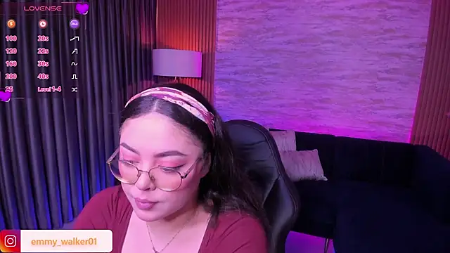 emmy walker online show from November 2025 11:10:02 AM