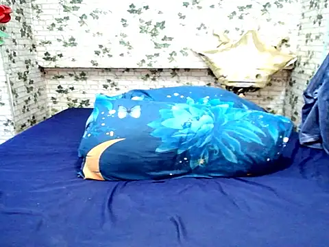 IndianDelia online show from November 2025 07:42:02 AM