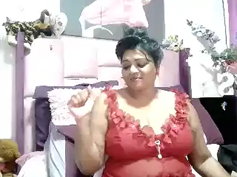 Snapshot of IndianDelia chatting on May 2026 07:44:02 PM IndianDelia online show from May 2026 07:44:02 PM