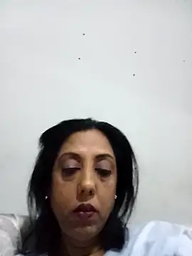 Mahi4luv online show from November 2025 09:52:01 PM