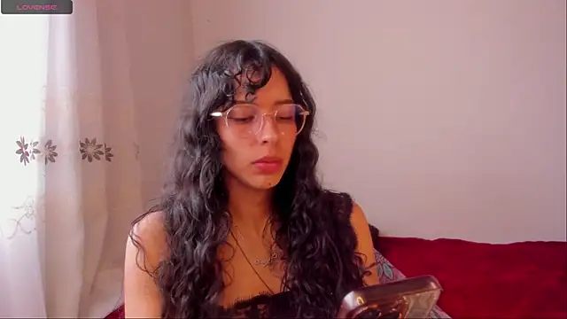 aluna 0310 online show from January 2025 08:29:01 PM