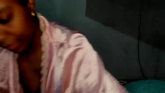 thaimy  online show from September 2025 11:27:02 PM