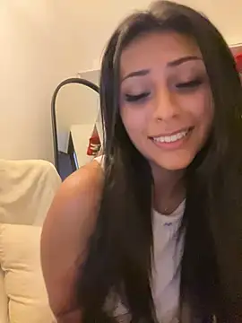 Snapshot of sweetAli_ chatting on January 2025 11:45:01 PM sweetAli online show from January 2025 11:45:01 PM