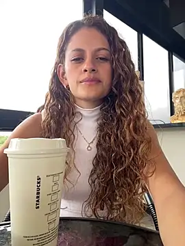 alana15 online show from February 2025 08:04:01 PM