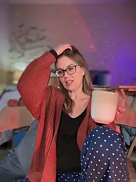 MaiseKnox online show from March 2025 11:57:02 PM