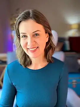 Snapshot of MaiseKnox chatting on May 2026 06:13:01 PM MaiseKnox online show from May 2026 06:13:01 PM