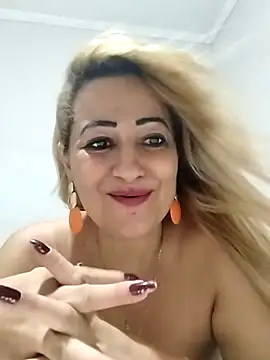 vivifernades online show from December 2024 07:52:02 PM