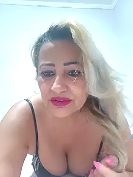 vivifernades online show from November 2025 10:04:02 AM