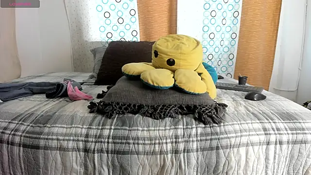 BlowMommy  online show from January 2025 09:19:01 PM