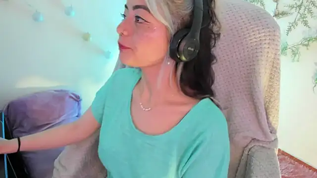 Sammysammy  online show from March 2025 12:01:02 AM