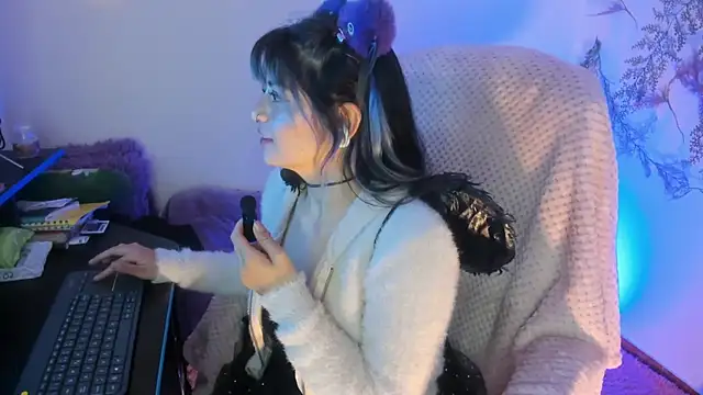 Sammysammy  online show from October 2025 07:40:02 AM