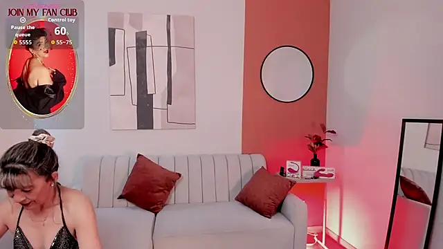 Snapshot of GraceElizabeth_ chatting on December 2025 09:02:01 PM GraceElizabeth online show from December 2025 09:02:01 PM