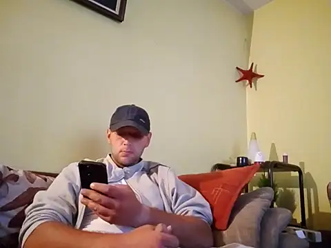 Snapshot of Flakka95 chatting on October 2025 10:16:01 PM Flakka95 online show from October 2025 10:16:01 PM