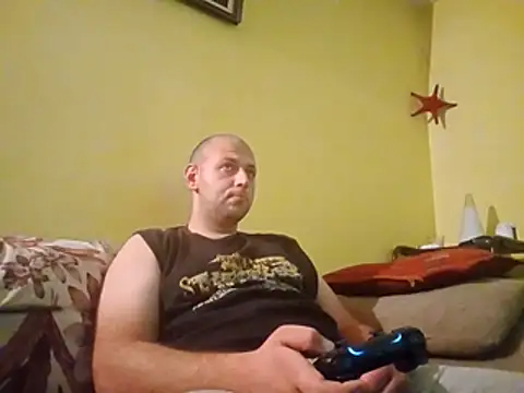 Flakka95 online show from November 2025 06:32:01 PM