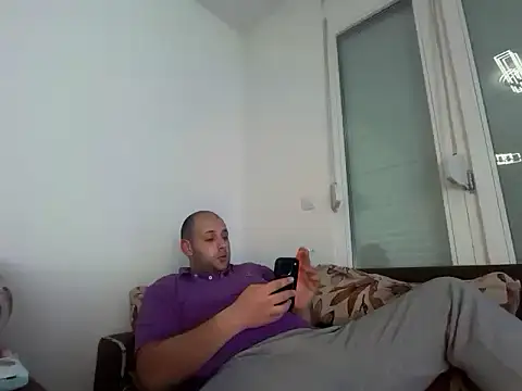 Snapshot of Flakka95 chatting on February 2026 05:17:01 AM Flakka95 online show from February 2026 05:17:01 AM