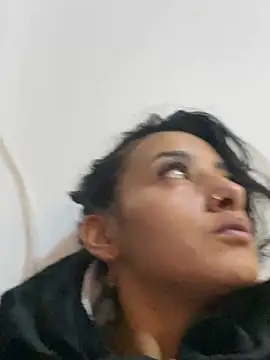 Snapshot of skinny_Yizz chatting on January 2025 10:56:01 PM skinny Yizz online show from January 2025 10:56:01 PM
