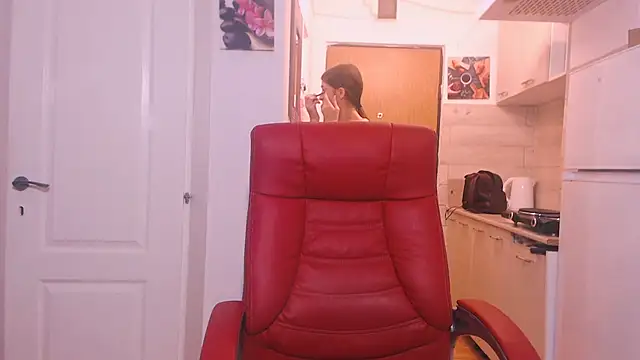 simyhvn online show from October 2025 05:42:02 AM