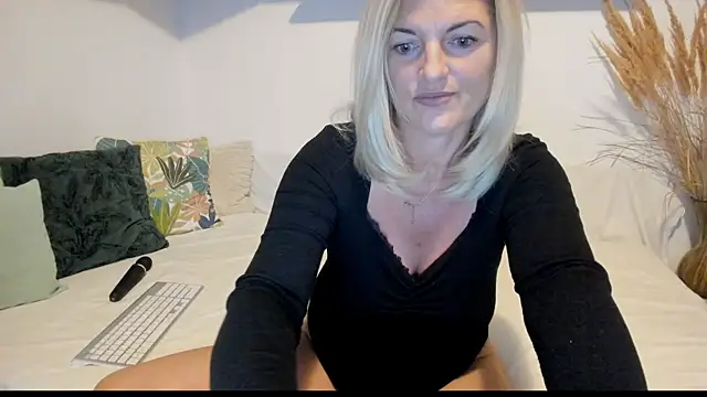 Jadore able online show from September 2025 01:43:01 AM