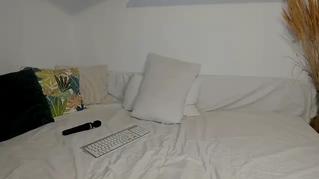 Jadore able online show from February 2026 02:38:02 AM