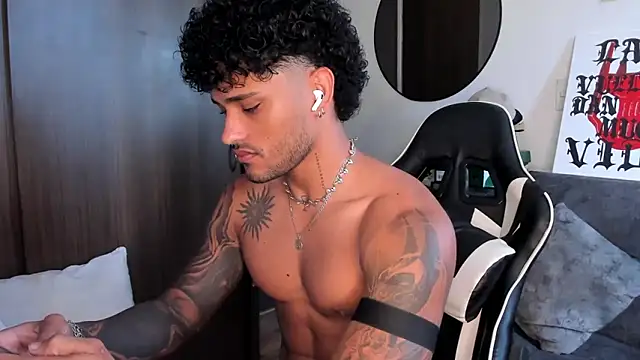 Alessandro Vanni online show from September 2025 12:43:01 PM