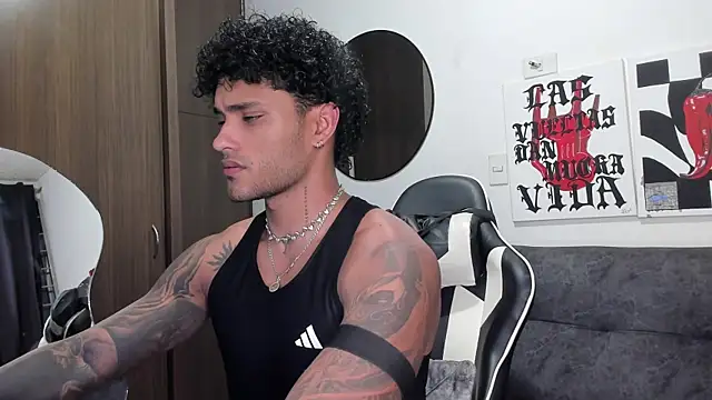 Alessandro Vanni online show from February 2026 03:58:02 AM