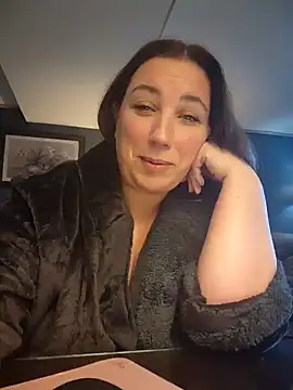 Snapshot of Canadian_BBW chatting on January 2025 06:59:02 PM Canadian BBW online show from January 2025 06:59:02 PM