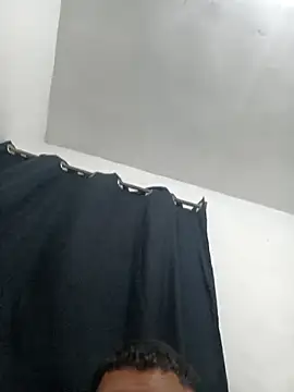 Snapshot of R3Y_S3X chatting on November 2025 02:02:01 AM R3Y S3X online show from November 2025 02:02:01 AM