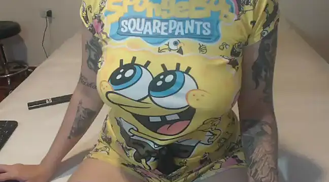 Snapshot of Tattoodreams_lucy chatting on December 2024 08:14:02 PM Tattoodreams lucy online show from December 2024 08:14:02 PM