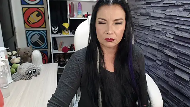 Cruela deviil online show from March 2026 10:17:03 PM