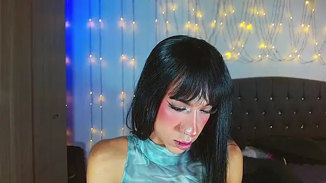 Kenisha Sweet online show from March 2025 06:57:01 AM