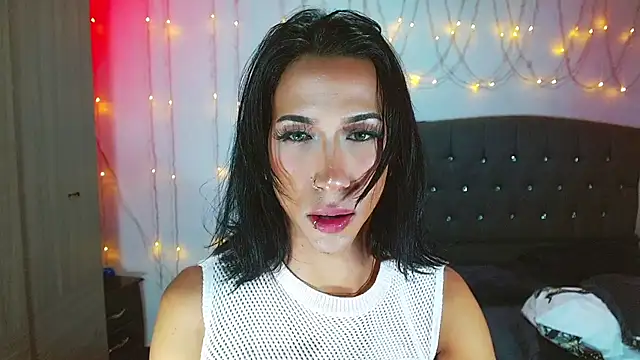 Kenisha Sweet online show from March 2025 06:37:01 PM