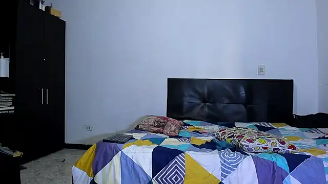 Snapshot of ares_sexxx chatting on February 2026 02:43:02 PM ares sexxx online show from February 2026 02:43:02 PM