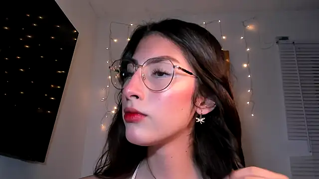 valeria gonzales  online show from January 2025 11:24:01 PM