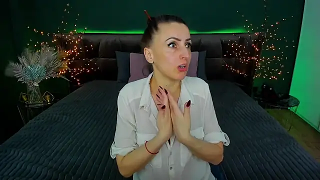 Rebecca Diamond online show from February 2025 06:37:01 AM