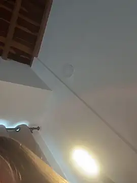 Snapshot of curchez_ chatting on November 2025 08:11:02 PM curchez online show from November 2025 08:11:02 PM