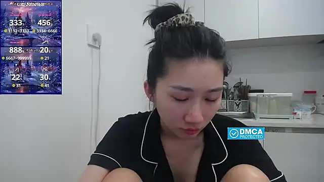 Snapshot of Asiagirll chatting on March 2025 01:11:02 AM Asiagirll online show from March 2025 01:11:02 AM