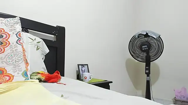 mara2020 69 online show from February 2025 02:57:01 PM