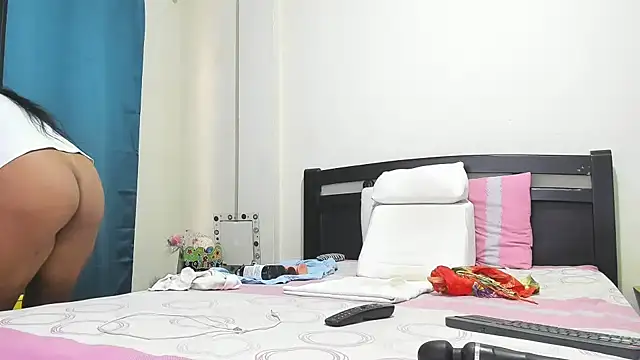 mara2020 69 online show from October 2025 02:58:02 PM