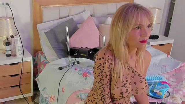 elena mature online show from September 2025 06:41:02 PM