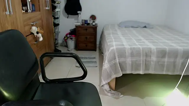 solamatista11 online show from March 2026 09:41:01 PM