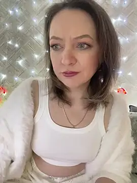 Snapshot of EvaBarsa_ chatting on December 2024 03:40:02 AM EvaBarsa online show from December 2024 03:40:02 AM