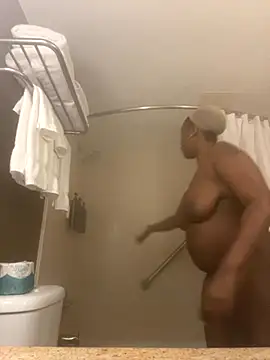 Snapshot of gypsydoll chatting on September 2025 12:14:01 AM gypsydoll online show from September 2025 12:14:01 AM