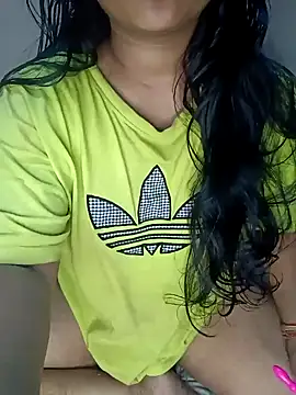 Sweet-Berry online show from December 2024 06:06:01 PM