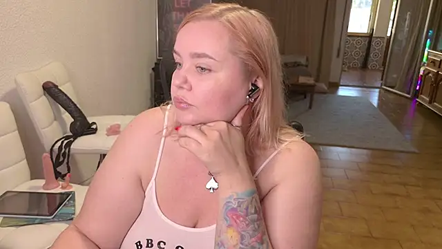 MargotGrey online show from October 2025 02:53:01 PM