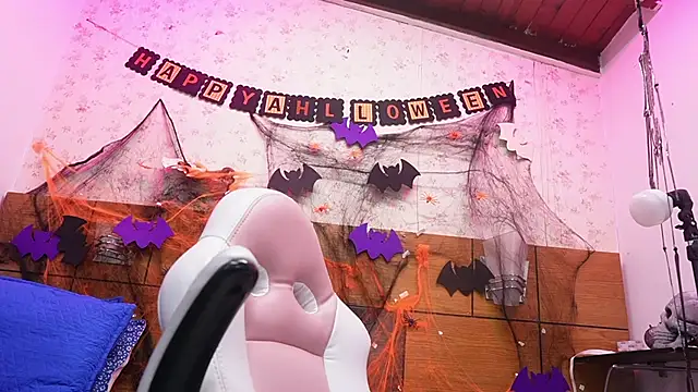 Snapshot of mssburbuja chatting on October 2025 03:12:02 AM mssburbuja online show from October 2025 03:12:02 AM