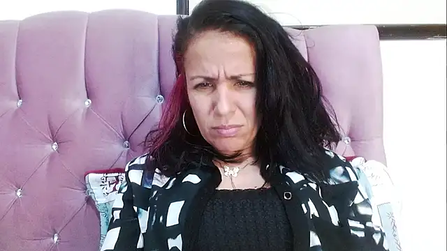 Snapshot of _karol__w chatting on October 2025 01:16:02 AM karol w online show from October 2025 01:16:02 AM