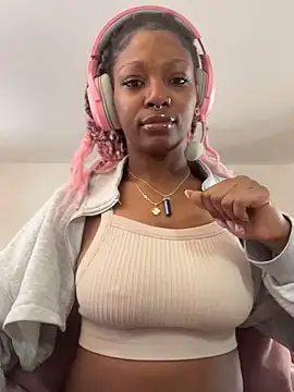 Snapshot of mochamimi chatting on February 2026 05:00:02 PM mochamimi online show from February 2026 05:00:02 PM