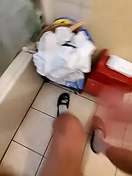 Snapshot of Bigstiffyuh chatting on October 2025 09:17:02 PM Bigstiffyuh online show from October 2025 09:17:02 PM