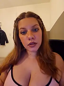 Snapshot of Janefruti chatting on February 2025 03:15:02 AM Janefruti online show from February 2025 03:15:02 AM